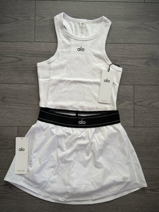 ALO Yoga Dresses & Skirts - ALO Yoga Match Point Tennis Skirt & Aspire Tank Set White/Black | Size L | NWT